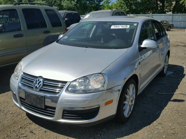 3VWRJ71K19M095298 - 2009 VOLKSWAGEN JETTA WOLF SILVER photo 2