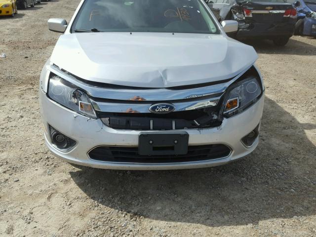 3FADP0L33BR129930 - 2011 FORD FUSION HYB SILVER photo 9