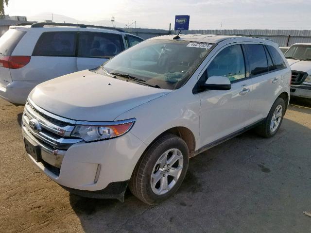 2FMDK3JC6DBC17638 - 2013 FORD EDGE SEL WHITE photo 2