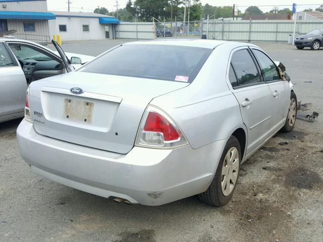 3FAFP06Z16R210035 - 2006 FORD FUSION S SILVER photo 4