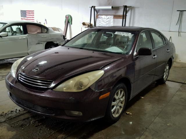 JTHBF30G720070828 - 2002 LEXUS ES 300 BURGUNDY photo 2