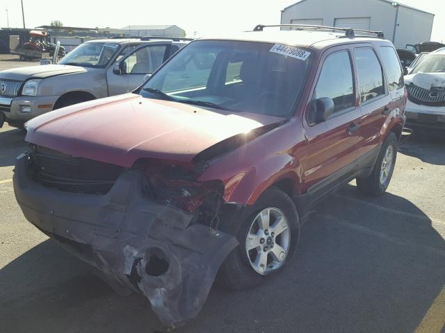 1FMCU93115KA26379 - 2005 FORD ESCAPE XLT RED photo 2