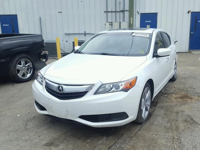 19VDE1F33FE010508 - 2015 ACURA ILX 20 WHITE photo 2