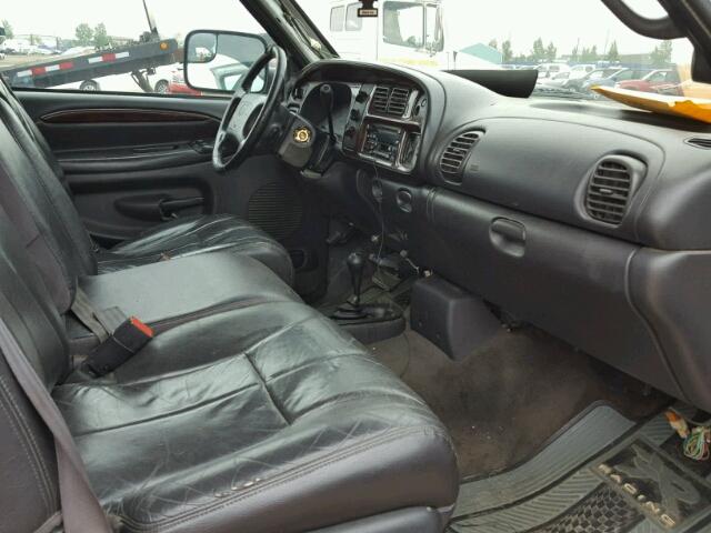 1B7KF23651J518362 - 2001 DODGE RAM 2500 WHITE photo 5