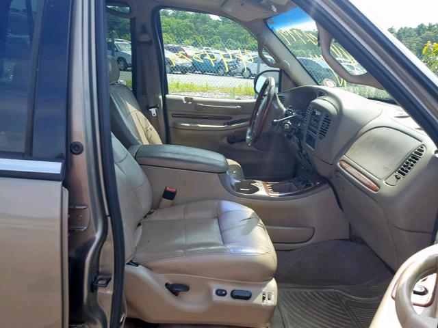 5LMFU28R61LJ25137 - 2001 LINCOLN NAVIGATOR თაფლისფერი ფოტო 5