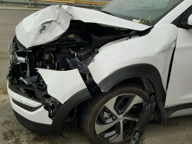 KM8J33AL4JU766731 - 2018 HYUNDAI TUCSON LIM WHITE photo 9