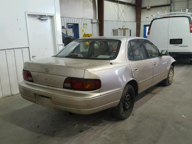 4T1BG12K4TU667963 - 1996 TOYOTA CAMRY DX GOLD photo 4