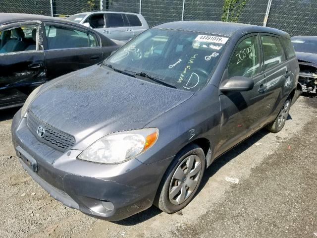 2T1KR32E55C434128 - 2005 TOYOTA MATRIX GRAY photo 2