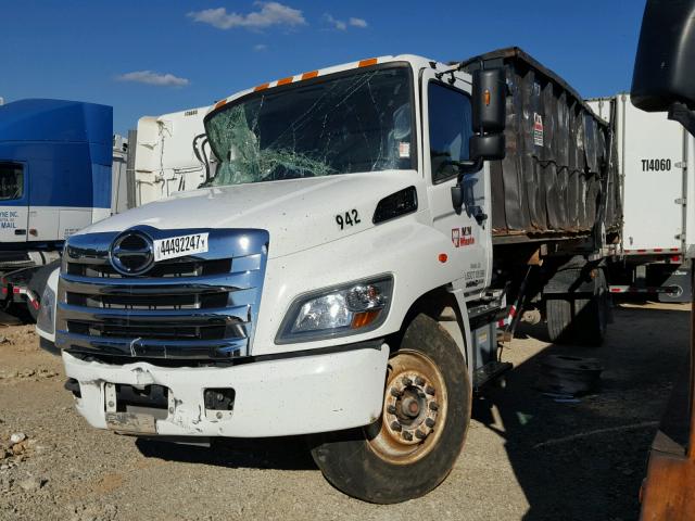 5PVNV8JM3G4S50942 - 2016 HINO HINO 338 WHITE photo 2