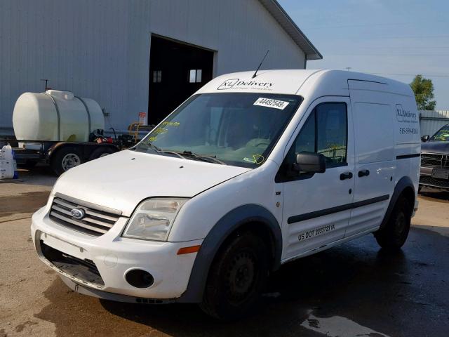 NM0LS7DN2BT053089 - 2011 FORD TRANSIT CO WHITE photo 2