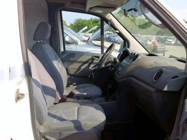 NM0LS7DN2BT053089 - 2011 FORD TRANSIT CO WHITE photo 5