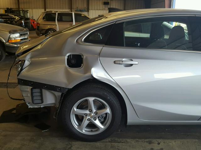 1G1ZB5ST7HF293323 - 2017 CHEVROLET MALIBU LS ნაცრისფერი ფოტო 9