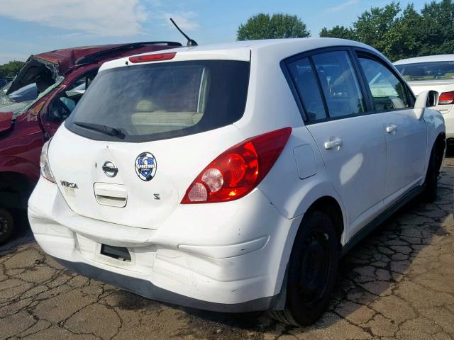 3N1BC13E07L435839 - 2007 NISSAN VERSA S WHITE photo 4