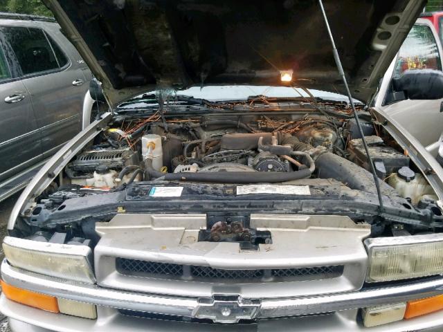 1GNCS18W6YK116932 - 2000 CHEVROLET BLAZER BEIGE photo 7