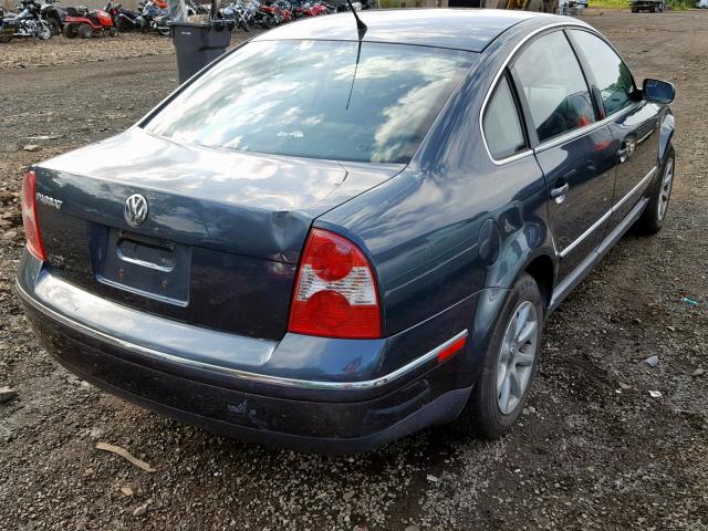 WVWPD63B34E133024 - 2004 VOLKSWAGEN PASSAT GLS BLUE photo 4