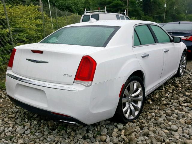 2C3CCAEG8JH148673 - 2018 CHRYSLER 300 LIMITE WHITE photo 4