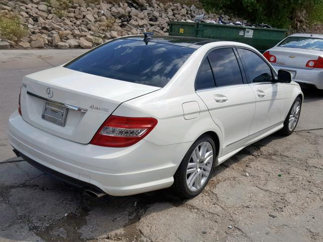 WDDGF81X49R067514 - 2009 MERCEDES-BENZ C 300 4MAT WHITE photo 4