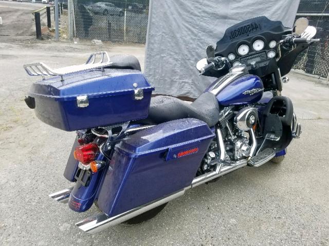 1HD1KBW196Y604858 - 2006 HARLEY-DAVIDSON FLHXI BLUE photo 4