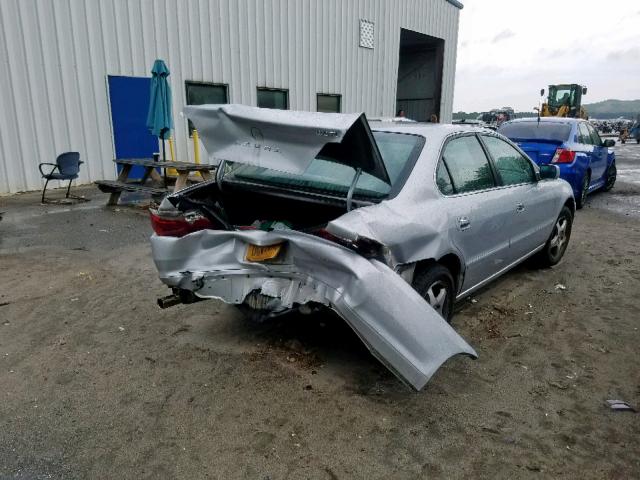 19UUA56632A050655 - 2002 ACURA 3.2TL SILVER photo 4