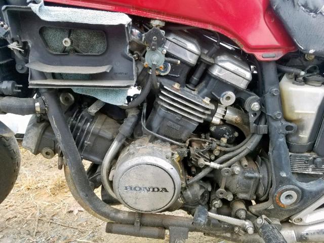 JH2RC0702CM007461 - 1982 HONDA VF750 S RED photo 6