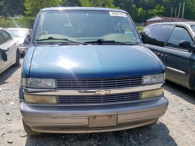 1GNDM19XX2B141023 - 2002 CHEVROLET ASTRO GREEN photo 9