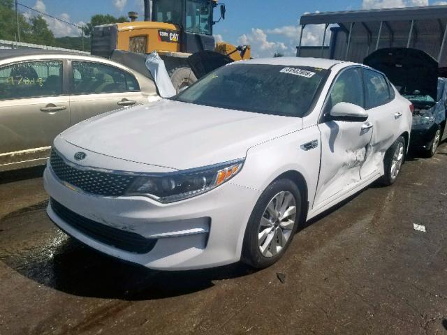 5XXGU4L35GG017112 - 2016 KIA OPTIMA EX WHITE photo 2