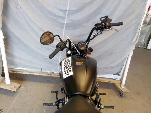 56KMTA008J3136921 - 2018 INDIAN MOTORCYCLE CO. SCOUT BOBB BLACK photo 5