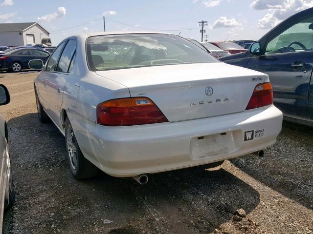 19UUA5660YA060052 - 2000 ACURA 3.2TL WHITE photo 3