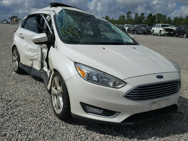 1FADP3N21FL239076 - 2015 FORD FOCUS TITA WHITE photo 1