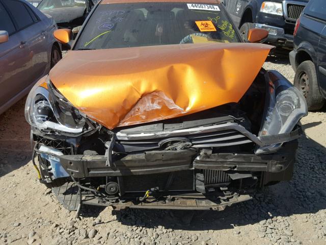 KMHTC6AE6GU261357 - 2016 HYUNDAI VELOSTER T ORANGE photo 7