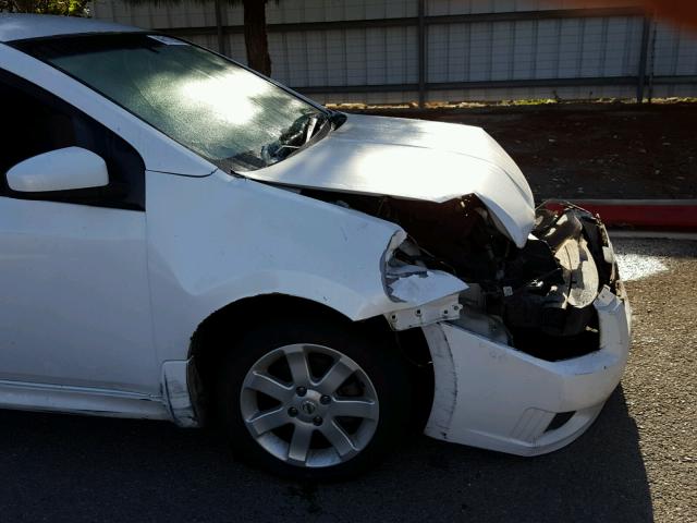 3N1AB6AP8AL715936 - 2010 NISSAN SENTRA 2.0 WHITE photo 9