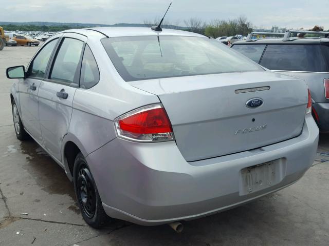 1FAHP34NX8W292941 - 2008 FORD FOCUS S/SE SILVER photo 3