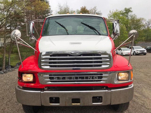 2FWBCHCS03AM04646 - 2003 STERLING TRUCK ACTERRA RED photo 4