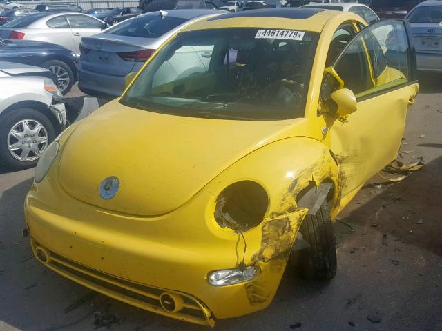 3VWCK21C92M443112 - 2002 VOLKSWAGEN NEW BEETLE YELLOW photo 2