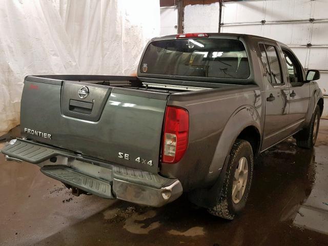 1N6AD07W37C446197 - 2007 NISSAN FRONTIER C GRAY photo 4