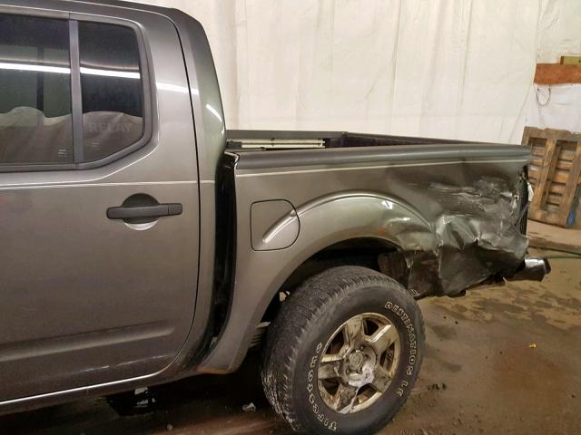 1N6AD07W37C446197 - 2007 NISSAN FRONTIER C GRAY photo 9