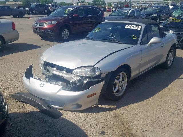 JM1NB353310216611 - 2001 MAZDA MX-5 MIATA SILVER photo 2