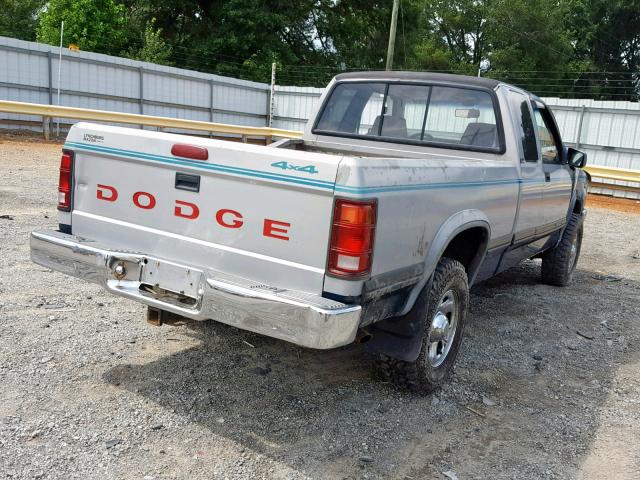 1B7GG23Y0RS567737 - 1994 DODGE DAKOTA SILVER photo 4