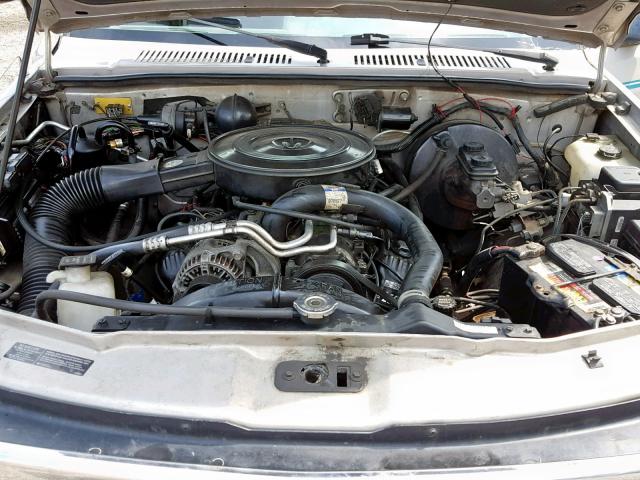 1B7GG23Y0RS567737 - 1994 DODGE DAKOTA SILVER photo 7