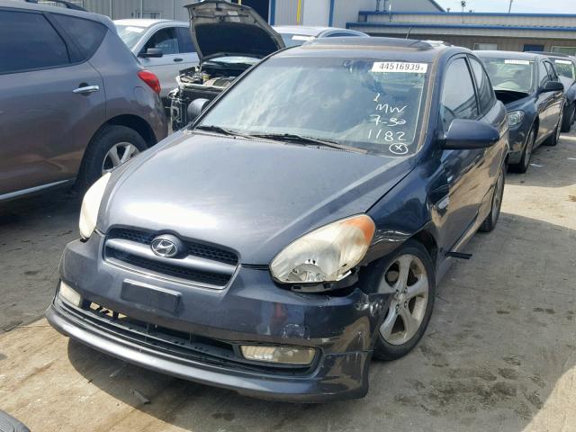 KMHCN36C38U061182 - 2008 HYUNDAI ACCENT SE GRAY photo 2