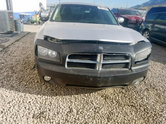 2B3CA3CV0AH226458 - 2010 DODGE CHARGER SX SILVER photo 9