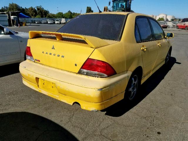 JA3AJ86E62U077341 - 2002 MITSUBISHI LANCER OZ YELLOW photo 4