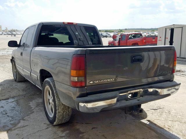 2GCEC19T8Y1144993 - 2000 CHEVROLET SILVERADO GRAY photo 3