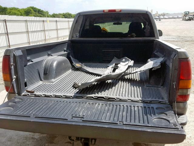 2GCEC19T8Y1144993 - 2000 CHEVROLET SILVERADO GRAY photo 6