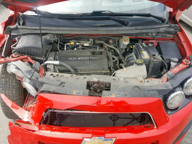 1G1JA6SH9E4224061 - 2014 CHEVROLET SONIC LS RED photo 7