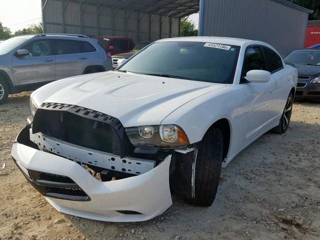 2C3CDXHG2EH360406 - 2014 DODGE CHARGER SX WHITE photo 2