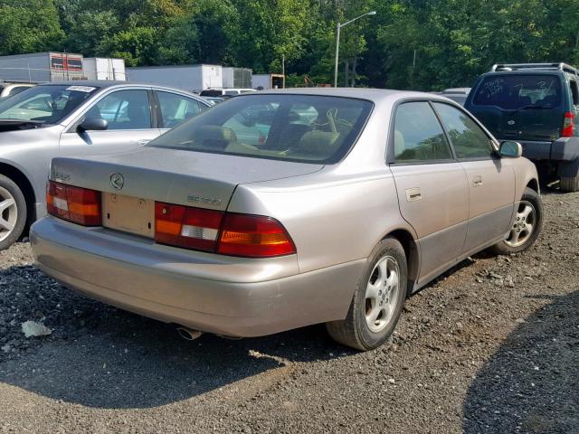 JT8BF22G5V5000081 - 1997 LEXUS ES 300 GOLD photo 4