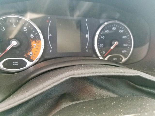 ZACCJBAB3JPH21835 - 2018 JEEP RENEGADE S შავი ფოტო 8