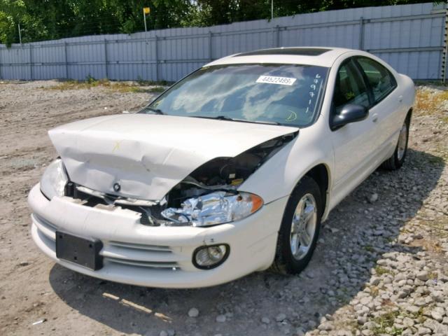 2C3HH56M54H679711 - 2004 CHRYSLER INTREPID E WHITE photo 2