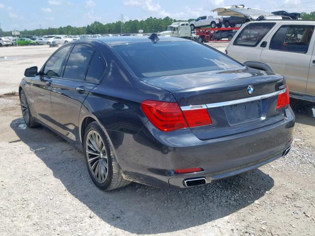 WBAKA83559CY33894 - 2009 BMW 750 I GRAY photo 3